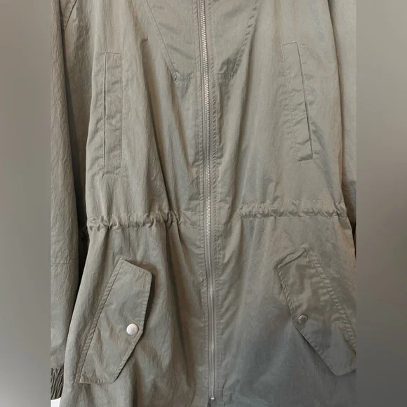 Levi's Women's Plus Size
Green Cinch Waist Hooded Jacket Size 4X - Picture 5 of 12